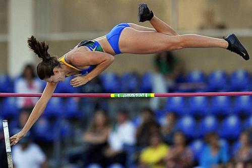 Fabiana Murer salta em Roma / Foto: Wagner Carmo / CBAt