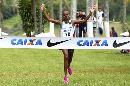 Mineiro manteve a hegemonia na competição em Bragança Paulista / Foto: Wagner Carmo/CBAt