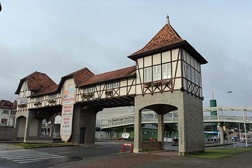 Vila Germânica, em Blumenau, em frente ao percurso / Foto: CBAt