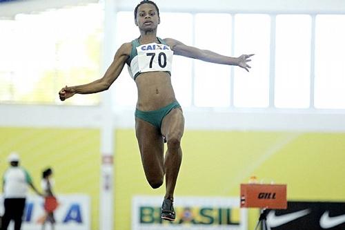 Campeã em São Caetano, Eliane Martins salta na segunda etapa do Desafio Caixa Indoor / Foto: Fernanda Paradizo / CBAt