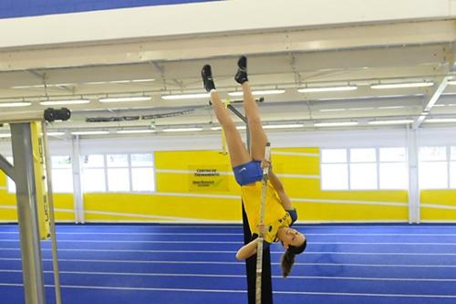 Para 2015, o objetivo de Fabiana é superar a marca de 4,80m / Foto: Osvaldo F. / Contrapé