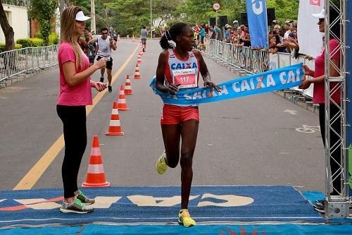 Após 17 etapas, Maria Regina e Wellington Bezerra continuam à frente / Foto: Divulgação HTSports/adorofoto