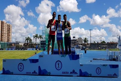 Pódio 400 m masculino / Foto: Anderson Freire/CBAt