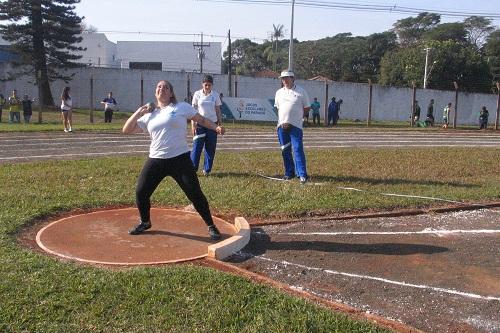 Giovanna fez a marca de 10,87m / Foto: Marcelo Flessak/SEET-PR