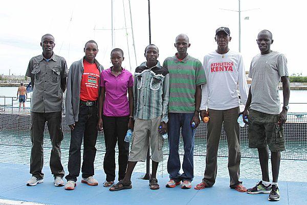 Os quenianos Japhet Kipyegon Korir, Reuben Bett, Purity Kirui, David Kiprotich Bett, Bernard Mbugua, David Mutinda e Justine Cheruiyot  / Foto: Wagner Carmo/CBAt