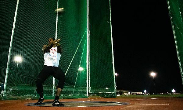 Kibwe Johnson: campeão do lançcamento do martelo no GP Caixa Sesi em Uberlândia / Foto: Marcelo Ferrelli/CBAt