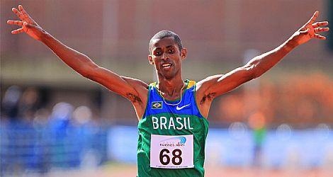 Giovani dos Santos é campeão dos 10.000 m no Sul-Americano de Buenos Aires: ouro para o Brasil no Sul-Americano na Argentina / Foto: Wagner Carmo/CBAt