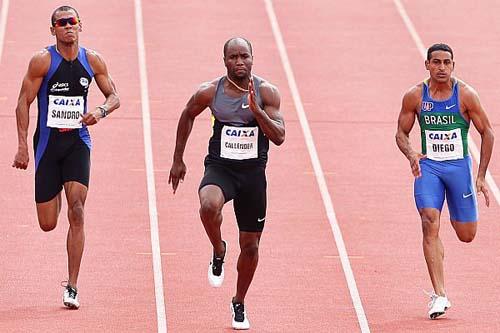 O Atleta Emmanuel Callender durante prova / Foto: Wagner Carmo/CBAt