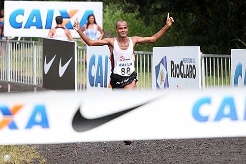 Gilberto Lopes, campeão de 2012 / Foto: Marcelo Ferrelli/CBAt