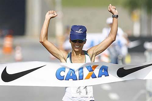 Cisiane Lopes compete na Copa Brasil Caixa de Marcha 2013 /  Foto: Marcelo Ferrelli/CBAt