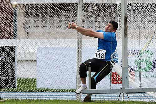 Dilshod Nazarov vence o lançamento do martelo no GP Brasil Caixa 2013  / Foto: Wagner Carmo/CBAt