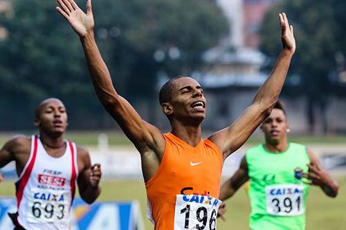 Derick Silva (100 m)  / Foto: Fernanda Paradizo/CBAt