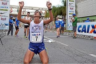 Caio Bonfim em busca do pentacampeonato / Foto: Eraldo Schnaider/CBAt