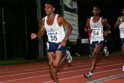 Damião Ancelmo busca o bi no Campeonato Brasileiro de Fundo em Pista 2012  / Foto: Marcelo Ferrelli/CBAt