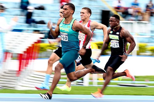 Atletismo - Derick Souza fica com a prata na Grécia