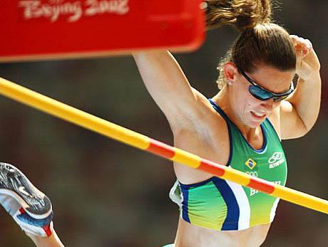 Na estreia na temporada 2011, Fabiana ganhou o Millrose Games, em Nova York, na semana passada, com 4,74 m / Foto: Alaor Filho/COB