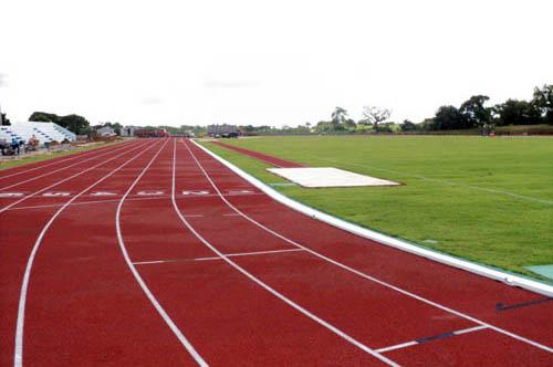 A CBAt, em dezembro passado, através de sua Nota Oficial nº 135/2012 informou as federações estaduais que estava atualizando o Cadastro de Pistas Oficiais de Atletismo existentes no Brasil / Foto: Divulgação