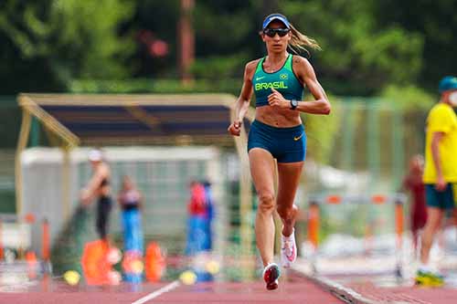 Atletismo - Tatiane Raquel bate recordes e alcança qualificação para o Mundial