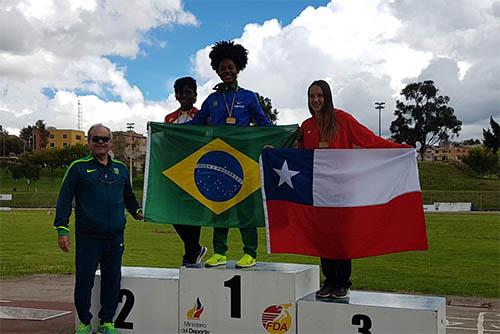 Nerisnelia dos Santos Sousa ouro no salto triplo  / Foto: Aércio de Oliveira/CBAt