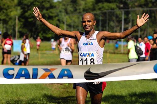 Gilberto Lopes: vencedor do ano passado  / Foto: Fernanda Paradizo (CBAt) 