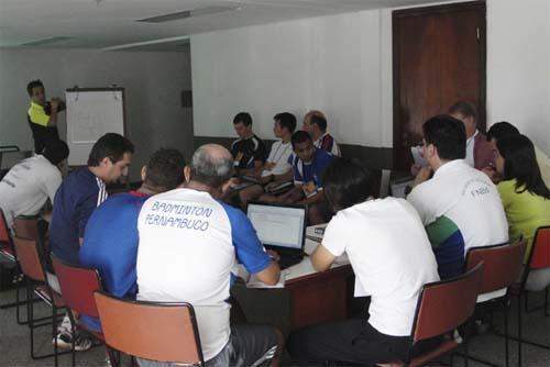 Um total de 13 técnicos de Badminton, selecionados durante os Cursos de Capacitação Técnica – Nível 1 e indicados pela Confederação Brasileira de Badminton (CBBd) estão participando do curso Coach Level 1  / Foto: Divulgação