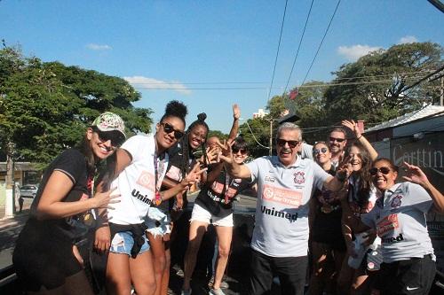 Após a carreta, atletas e membros da comissão técnica foram recebidos pelo prefeito de Americana Omar Najar / Foto: Sérgio Evangelista/Divulgação