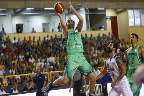 Ala brilha no segundo tempo e comanda vitória sobre os chilenos / Foto: Divulgação CBB/FIBA