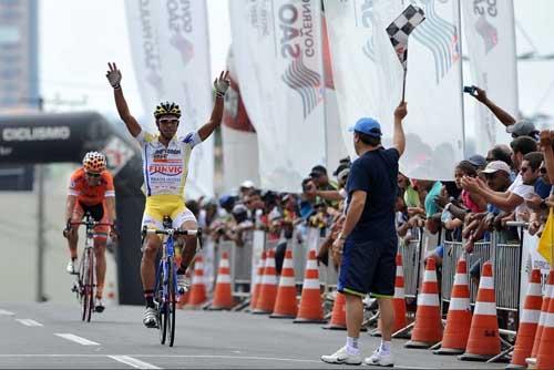 Renato Ruiz venceu na Elite / Foto: Ivan Storti/FPCiclismo