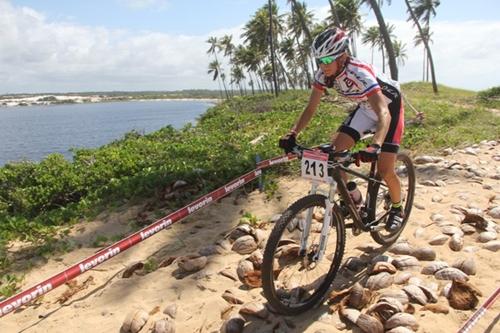 Raiza Goulão foi campeã na Costa do Sauípe (BA) / Foto: Bruno Fernandes / Noispedala 