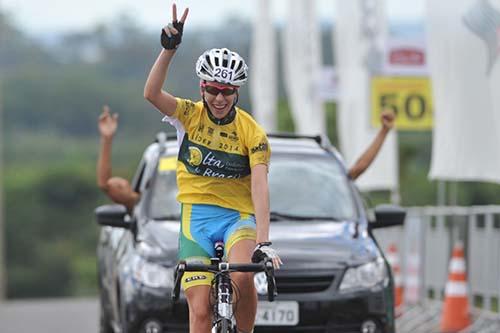 Ana Paula ficou com o bi da Volta Feminina do Brasil 2014 / Foto: Ivan Storti/FPCiclismo