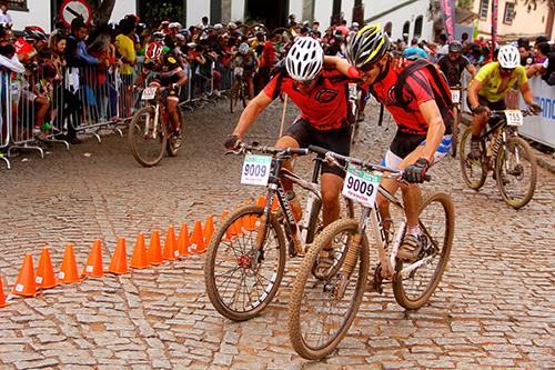 Dupla no final do XCM em 2014 / Foto: Bruno Fernandes / Noispedala