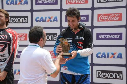 Pódio do campeão / Foto: Sérgio Shibuya/MBraga Comunicação