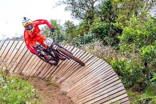 Em Pelotas, Bruna Elias volta a competir a primeira prova de sua carreira, o Campeonato Zona Sul de MTB Maratona / Foto: Divulgação