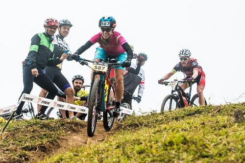 Competição para a sua categoria, a Pró, contou com 55 km e passou pela Serra do Itapeti / Foto: Ney Evangelista/NG Foto