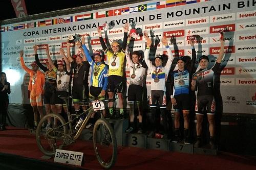 Ciclistas patrocinados pela marca garantiram o top 3 na principal corrida do fim de semana, em São João del-Rei (MG), o cross country olímpico (XCO) / Foto: Divulgação