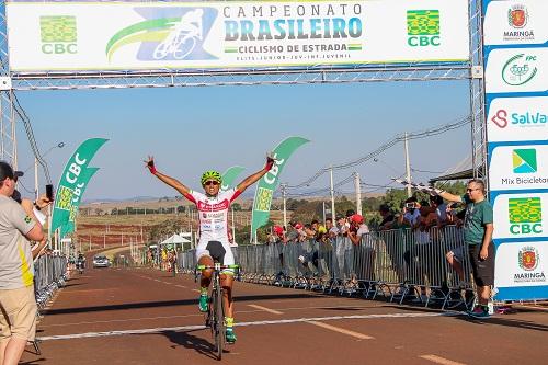 Categorias femininas disputaram o título da prova de resistência nesta sexta (25), campeonato segue até domingo / Foto: Wesley Kestrel/CBC