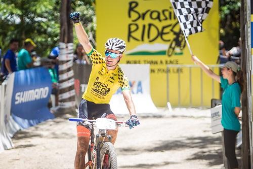 Após a penúltima etapa da principal ultramaratona de MTB das Américas, o cross country, categoria open tem agora dupla tcheco-brasileira com 21 segundos à frente dos italianos da Trek Selle San Marco / Foto: Fabio Piva/Brasil Ride