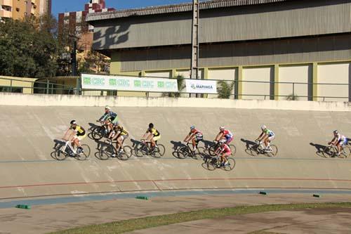 Atletas em competição / Foto: CBC/Divulgação