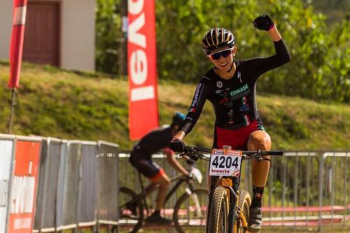 Erika Monserrath e Tomas Gomez foram os campeões. Competição aconteceu neste domingo (11) em São João del-Rei / Foto: Thiago Lemos/CIMTB Levorin