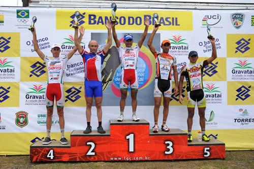 A seleção brasileira de ciclismo Junior conquistou na última terça-feira, dia 13 de Abril, sua primeira medalha no Campeonato Pan-americano de ciclismo, que está sendo disputado em em Mar Del Plata, na Argentina / Foto: Divulgação