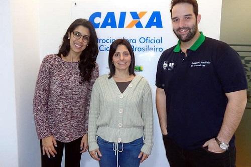 Ana Claudia (CBC) ao centro com os coordenadores da ABT / Foto: CBC/Divulgação