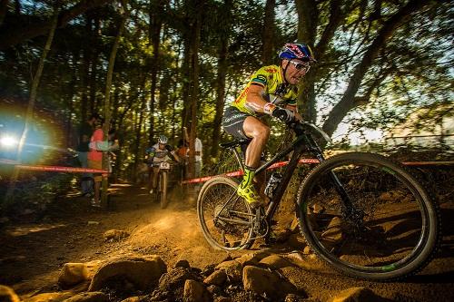 Henrique Avancini e Sherman Trezza estarão em Congonhas. Evento acontece entre os dias 18 e 20 de agosto / Foto: Thiago Lemos/CIMTB Levorin