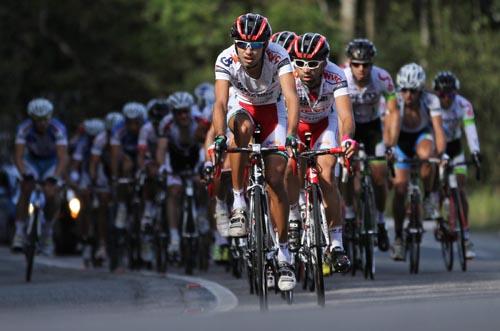 O Brasil fez dobradinha no pódio da mais longa e difícil etapa do Tour do Rio 2011: os 193km de serra entre Teresópolis e Rio das Ostras / Foto: Marcio Rodrigues / FOTOCOM.NET