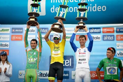 A paranaense Nathalia e o mineiro João, campeões em 2017 / Foto: Luis Claudio Antunes/Bike76