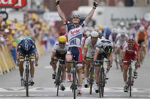 Greipel foi o mais forte no sprint/ Foto: Stephane Mahe/Reuters