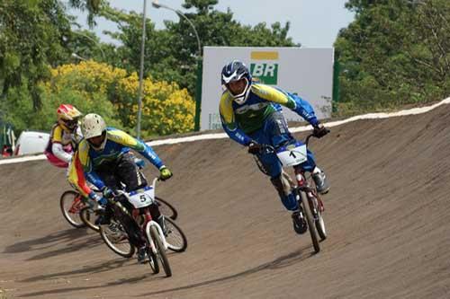 Brasileiro Renato Rezende na prova de bicicross/ Foto: Divulgação