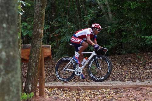 Prova passou por diverassas partes da mata / Foto: Marcio Kato/MBraga Comunicação