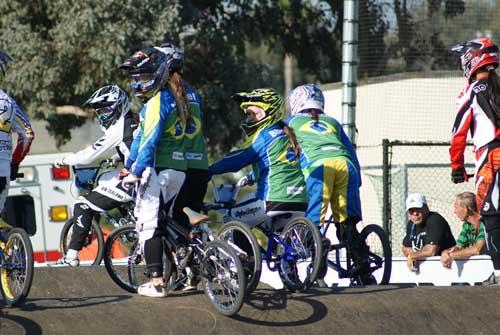 Seleção durante o reconhecimento da pista de Chula Vista / Foto: Divulgação 