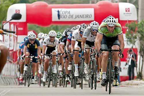 Está marcada para este domingo, dia 30, às 9h, no Aterro do Flamengo, a primeira “cicleata” por melhorias para o ciclismo carioca  / Foto: Hudson Malta/bikebros