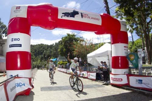 Adélio da Silva, da FW Engenharia, confirma favoritismo e vence prova de abertura do calendário brasileiro / Foto: Márcio Rodrigues/fotocom.net